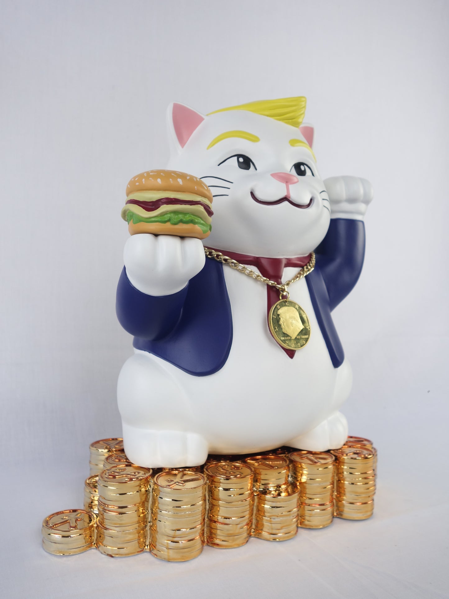 Lucky Trump Cat