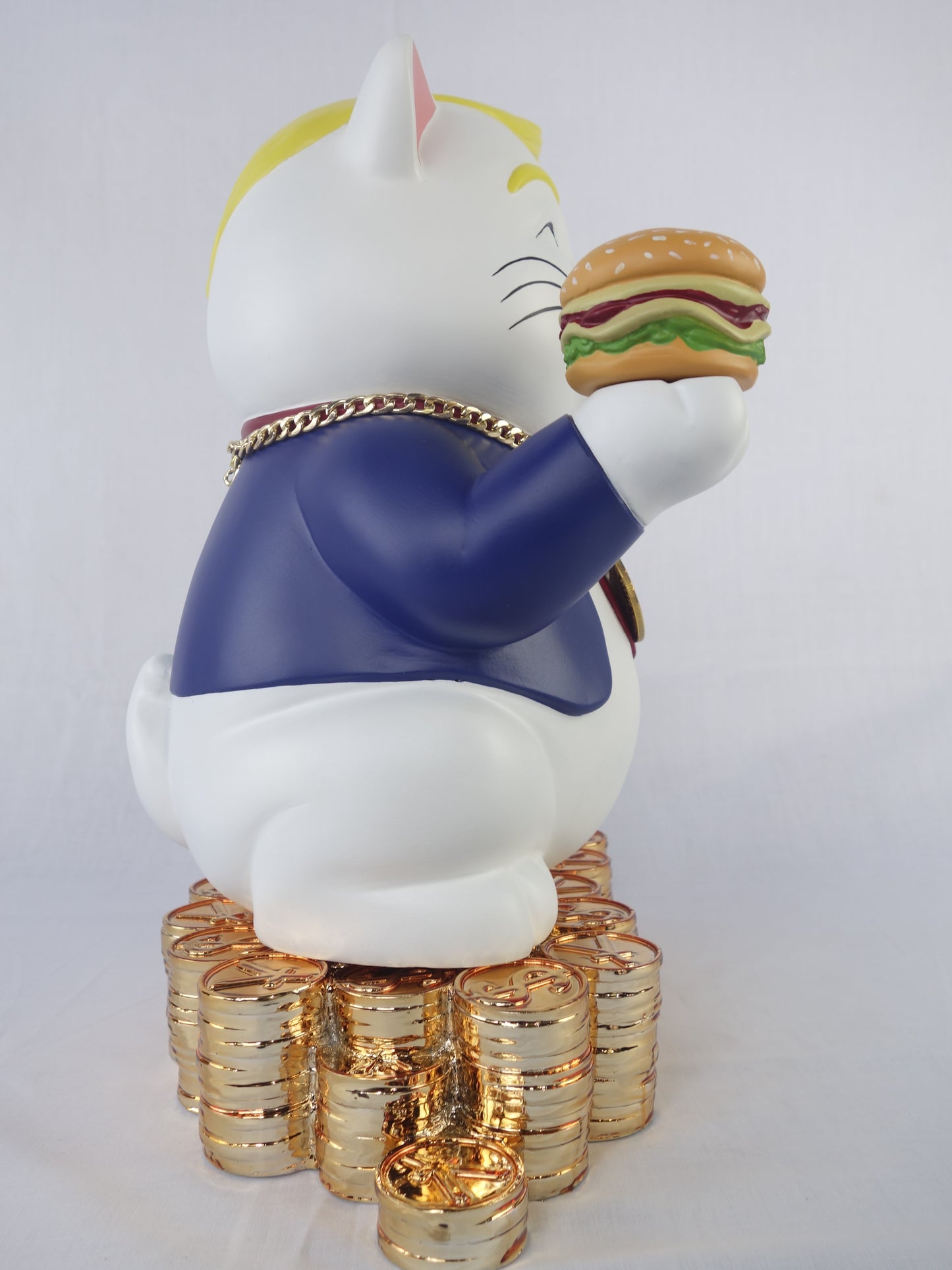 Lucky Trump Cat